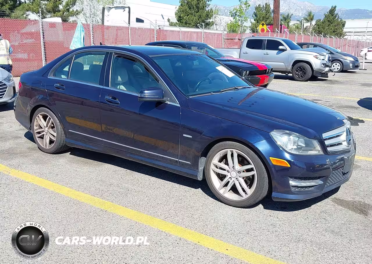 2012 Mercedes-Benz C 250 Luxury-Sport