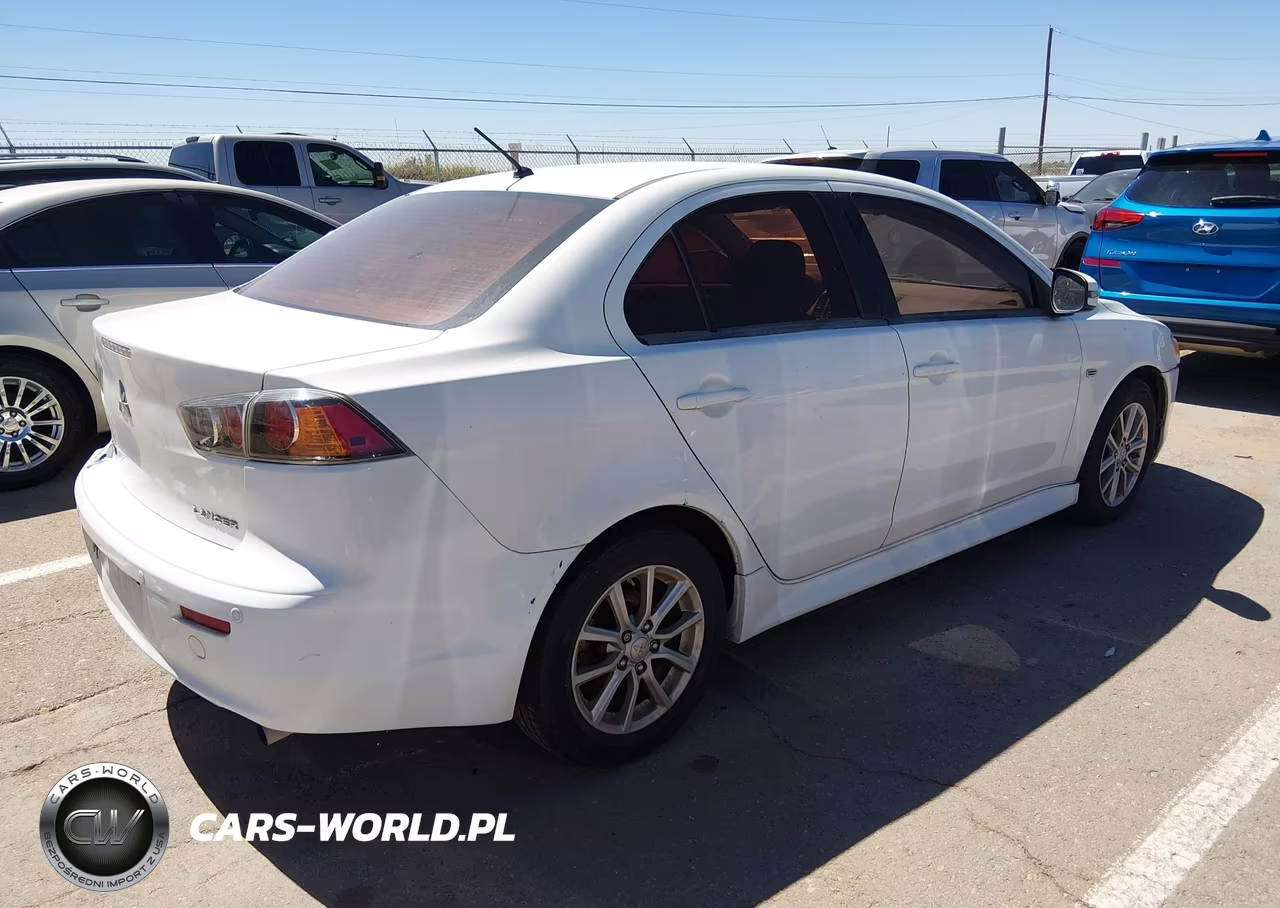 2015 Mitsubishi Lancer Es VIN:JA32U2FU4FU021131 - 4