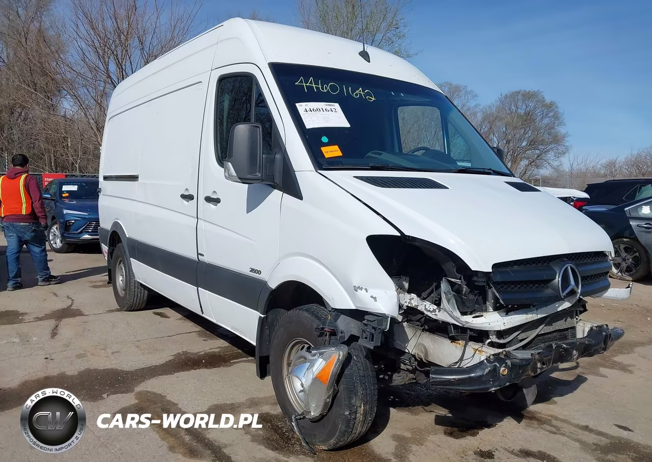 2013 Mercedes-Benz Sprinter 2500 Normal Roof – zdjęcie 1 z 16