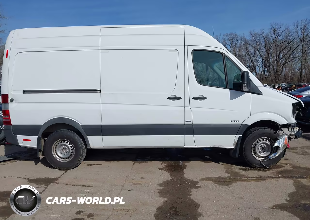 2013 Mercedes-Benz Sprinter 2500 Normal Roof VIN:WD3PE7CC0D5763525 - 13