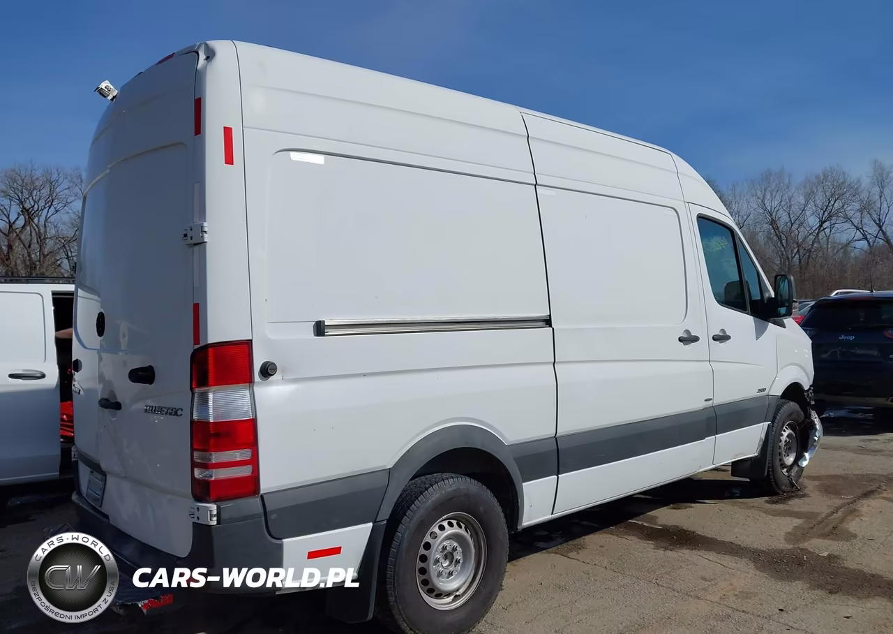 2013 Mercedes-Benz Sprinter 2500 Normal Roof VIN:WD3PE7CC0D5763525 - 4