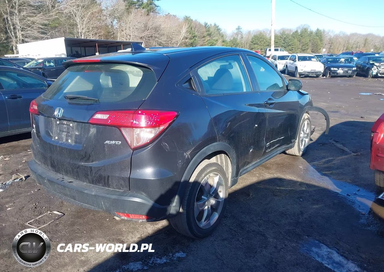2018 Honda Hr-V Lx VIN:3CZRU6H3XJG704307 - 4