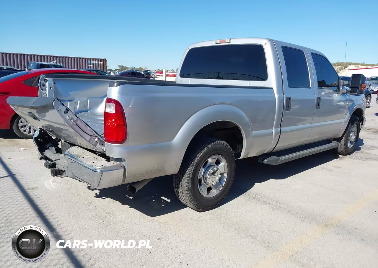 2012 Ford F-250 Xlt VIN:1FT7W2A66CEC60308 - 4