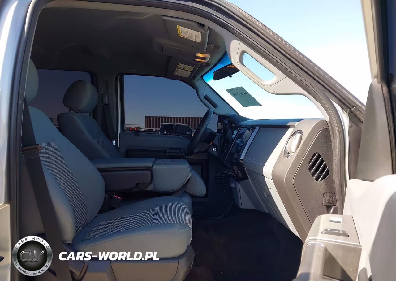 2012 Ford F-250 Xlt VIN:1FT7W2A66CEC60308 - 5