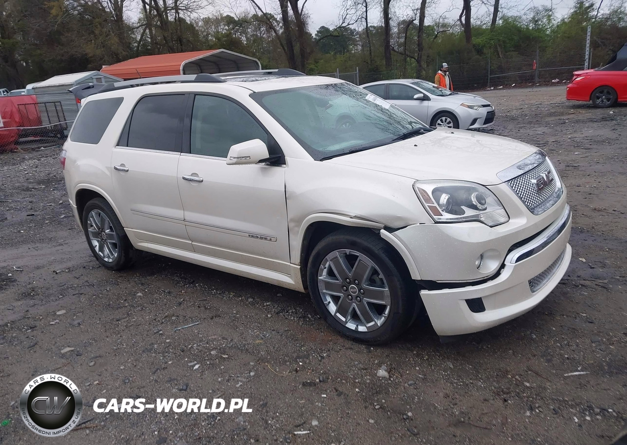 2011 GMC Acadia Denali