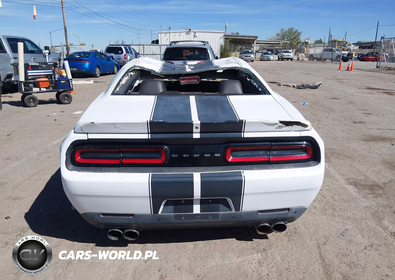 2015 Dodge Challenger Srt 392 VIN:2C3CDZDJXFH720228 - 15