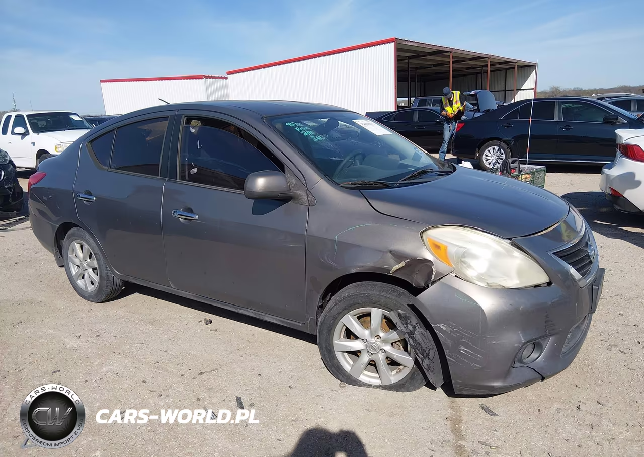 2012 Nissan Versa 1.6 Sl – zdjęcie 1 z 16