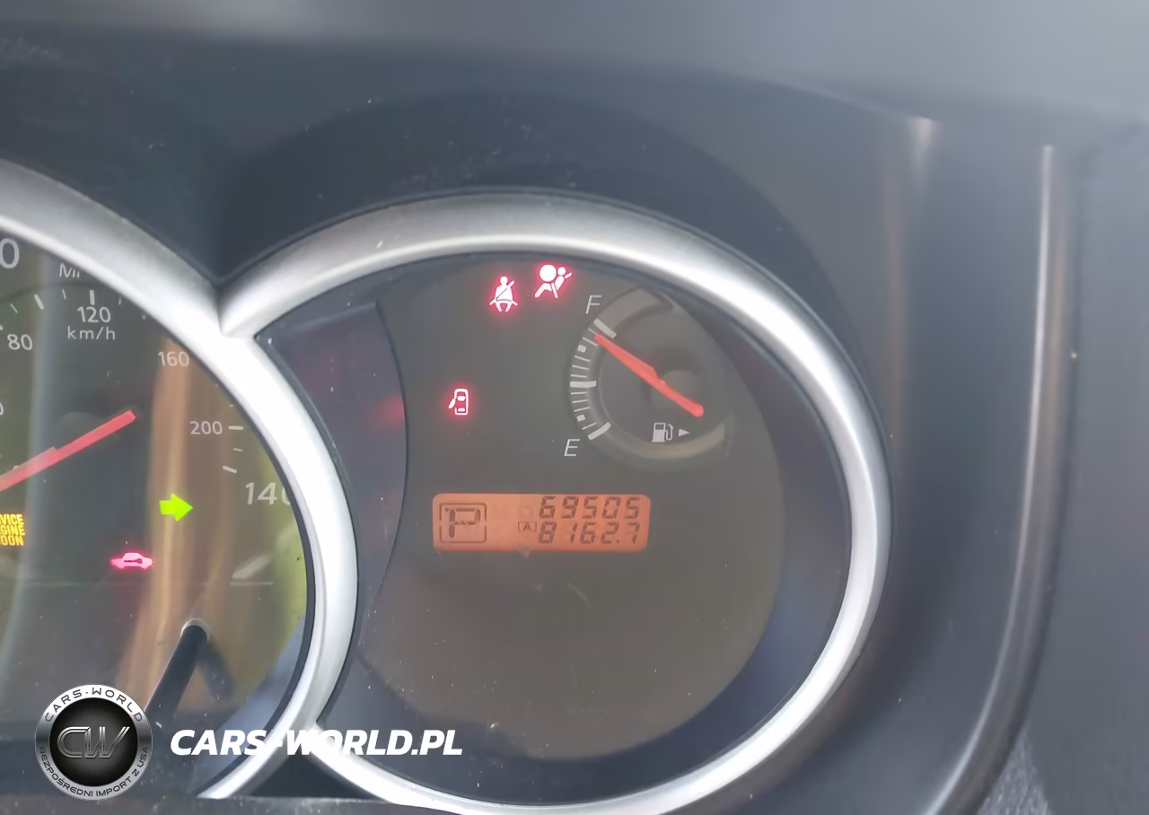 2010 Nissan Versa 1.8S VIN:3N1BC1CP3AL366671 - 14