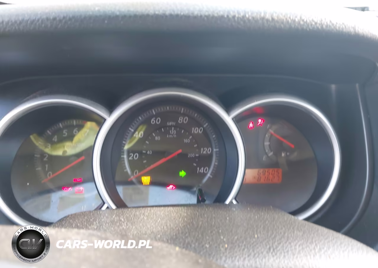 2010 Nissan Versa 1.8S VIN:3N1BC1CP3AL366671 - 7
