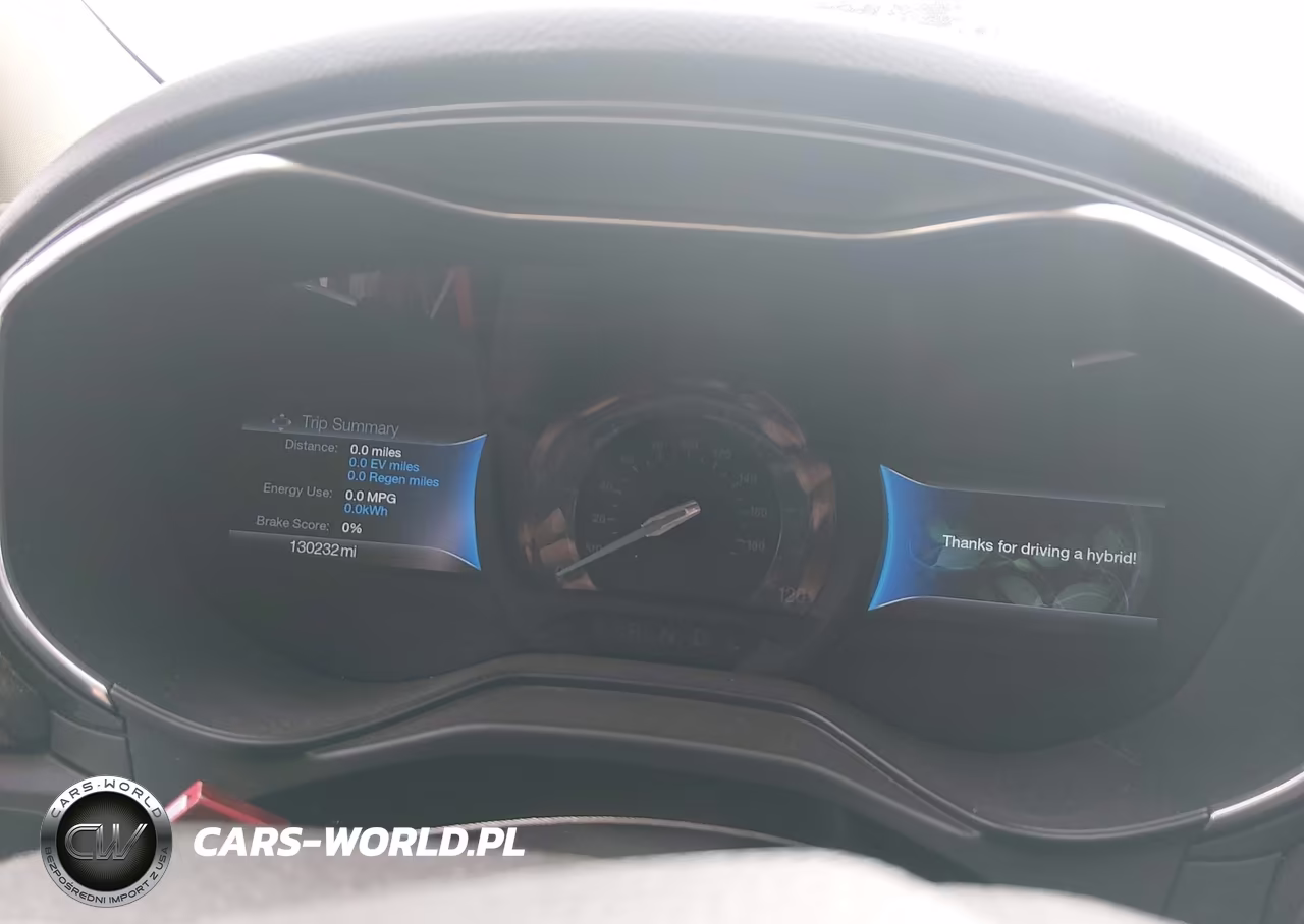 2020 Ford Fusion Plug-In Hybrid Titanium VIN:3FA6P0SU2LR218084 - 7