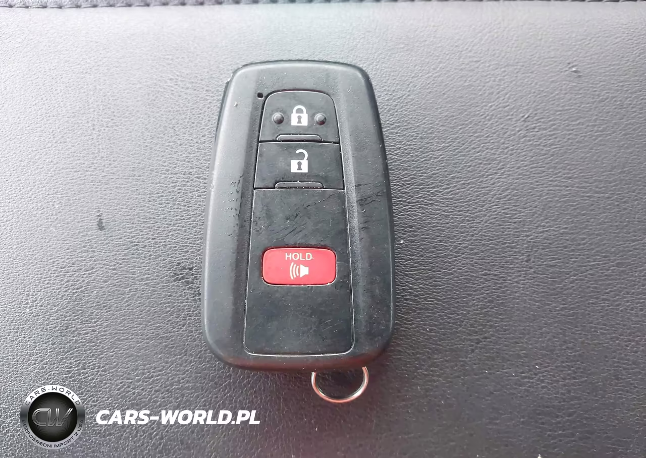2016 Toyota Prius Three Touring VIN:JTDKARFU3G3511697 - 11