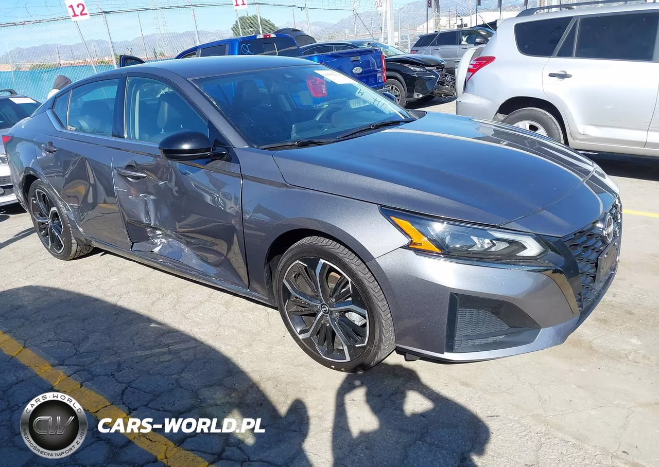 2024 Nissan Altima Sr Fwd