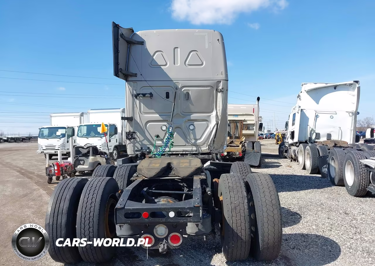 2020 Freightliner New Cascadia 126 VIN:3AKJHHDR5LSLM5450 - 15