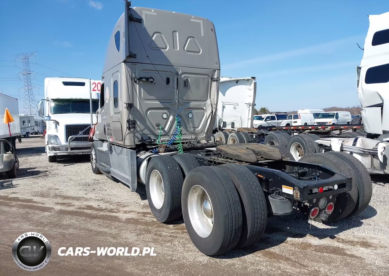 2020 Freightliner New Cascadia 126 VIN:3AKJHHDR5LSLM5450 - 3
