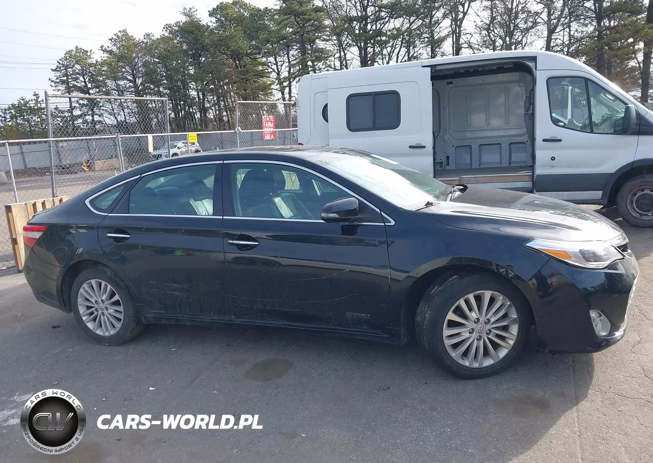 2014 Toyota Avalon Hybrid Xle Touring VIN:4T1BD1EB9EU034852 - 12