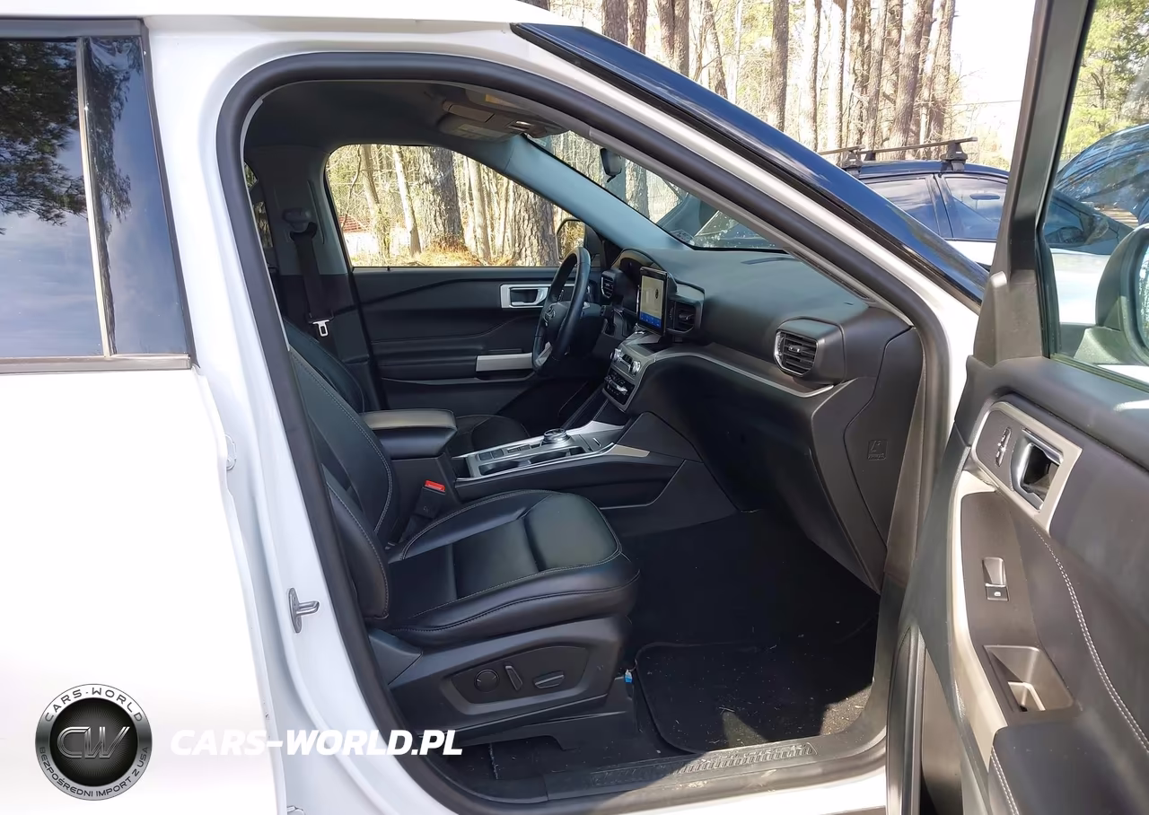 2023 Ford Explorer Xlt VIN:1FMSK7DH8PGB72219 - 5