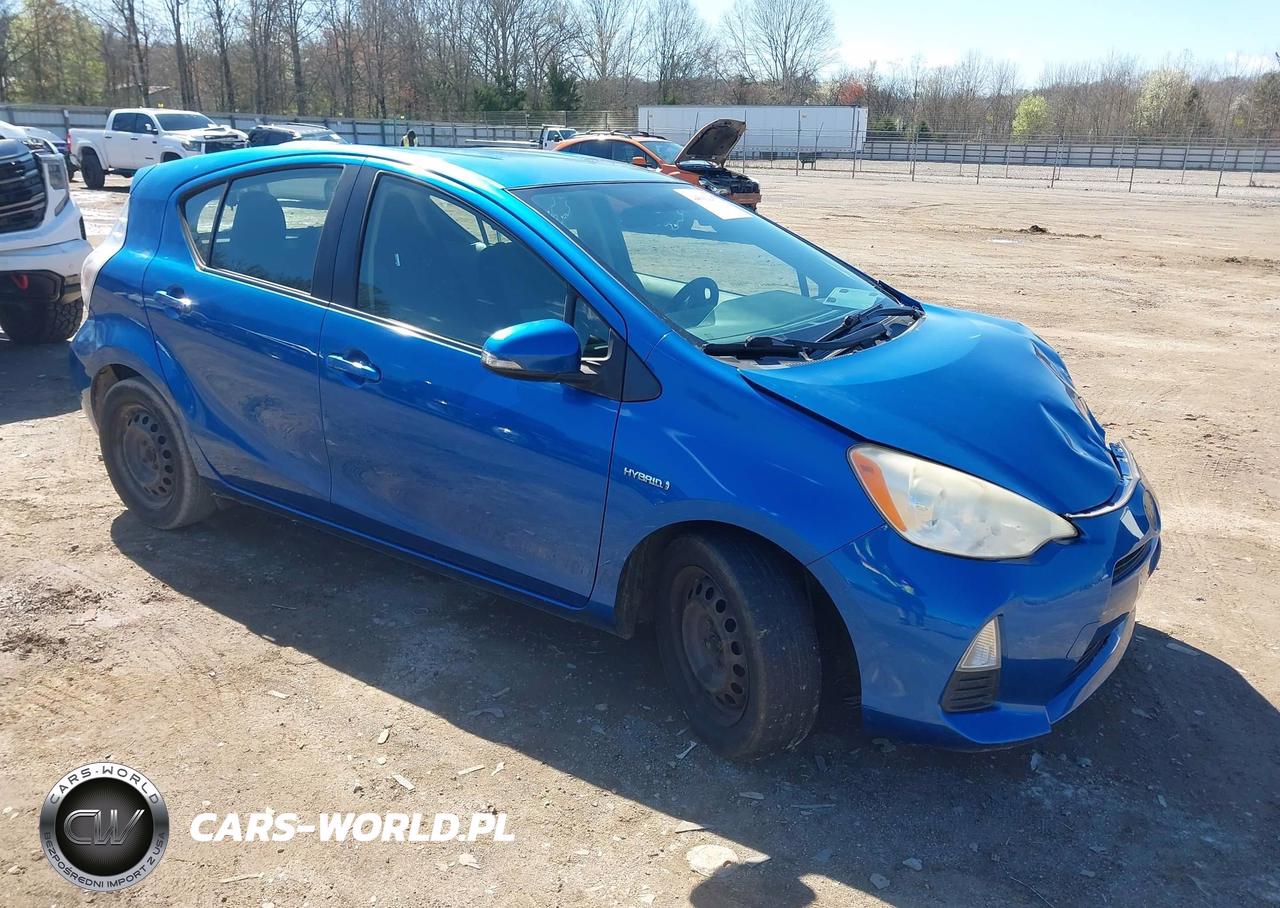 2013 Toyota Prius C Three