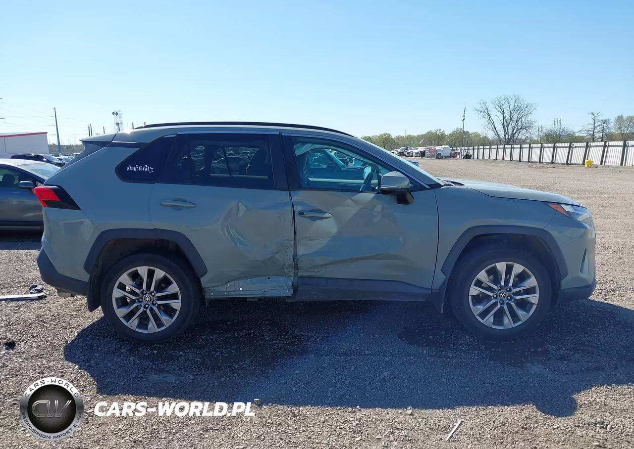 2022 Toyota Rav4 Xle Premium VIN:2T3C1RFV3NW202724 - 14