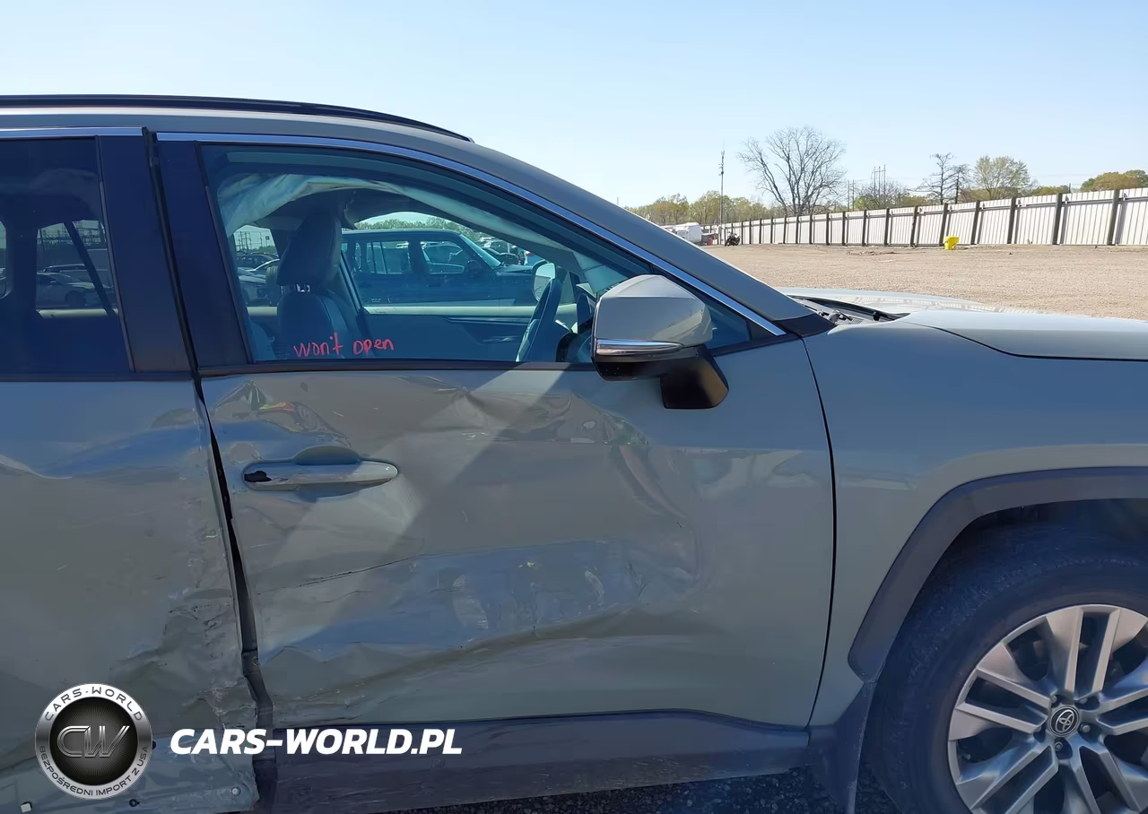 2022 Toyota Rav4 Xle Premium VIN:2T3C1RFV3NW202724 - 5