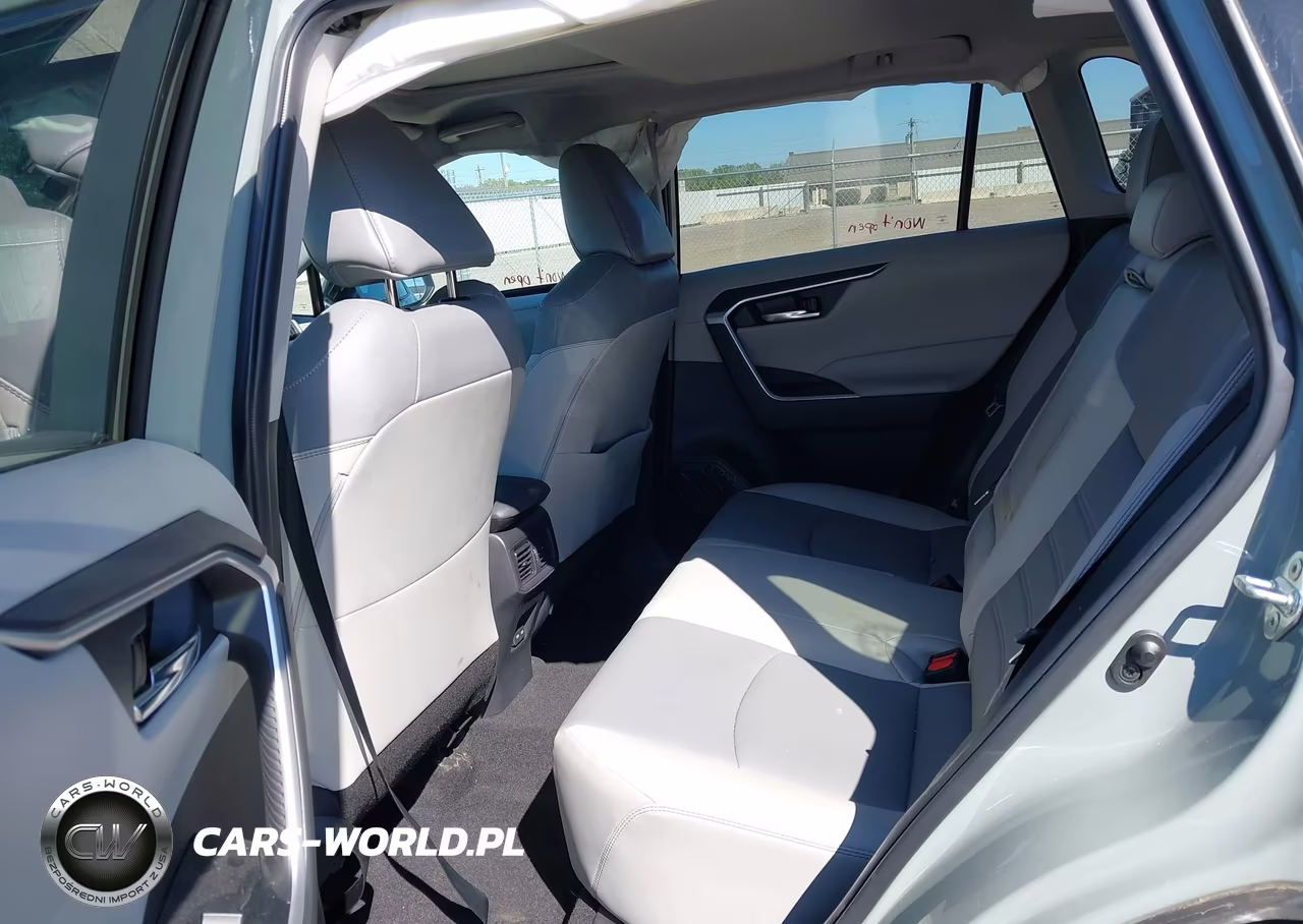 2022 Toyota Rav4 Xle Premium VIN:2T3C1RFV3NW202724 - 8