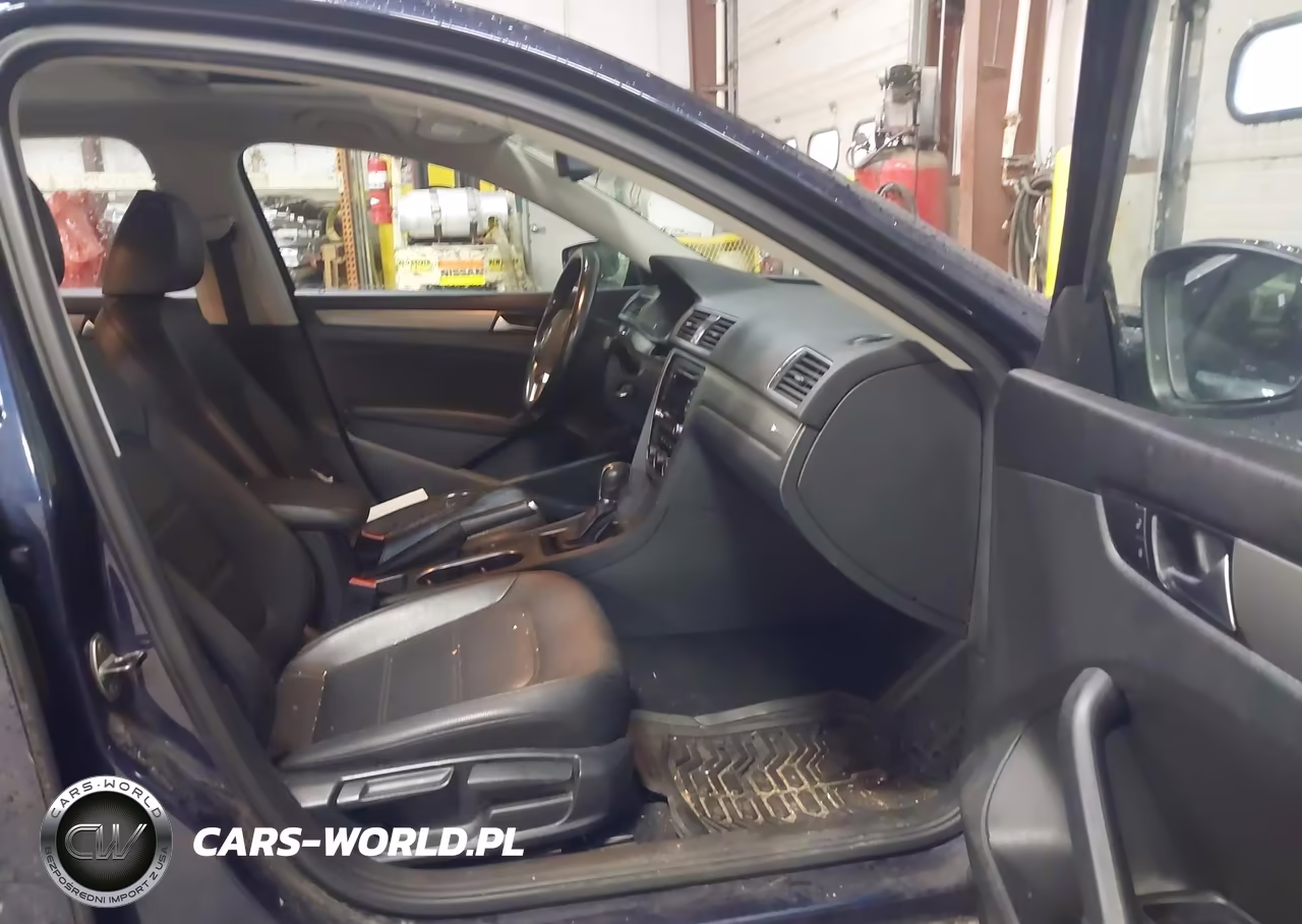 2014 Volkswagen Passat 1.8T Se VIN:1VWBT7A37EC077095 - 5