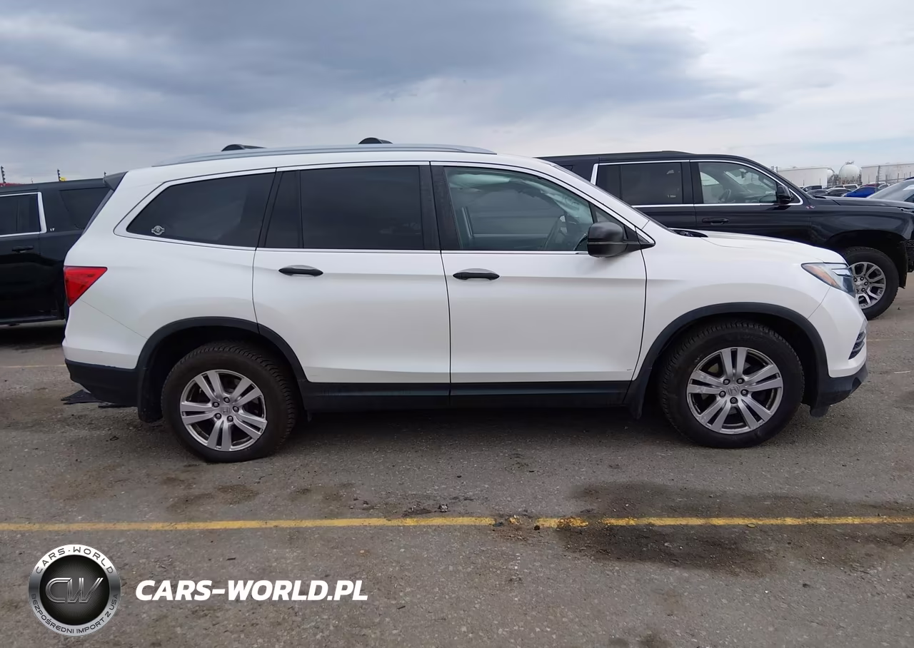 2018 Honda Pilot Lx VIN:5FNYF6H1XJB022270 - 13