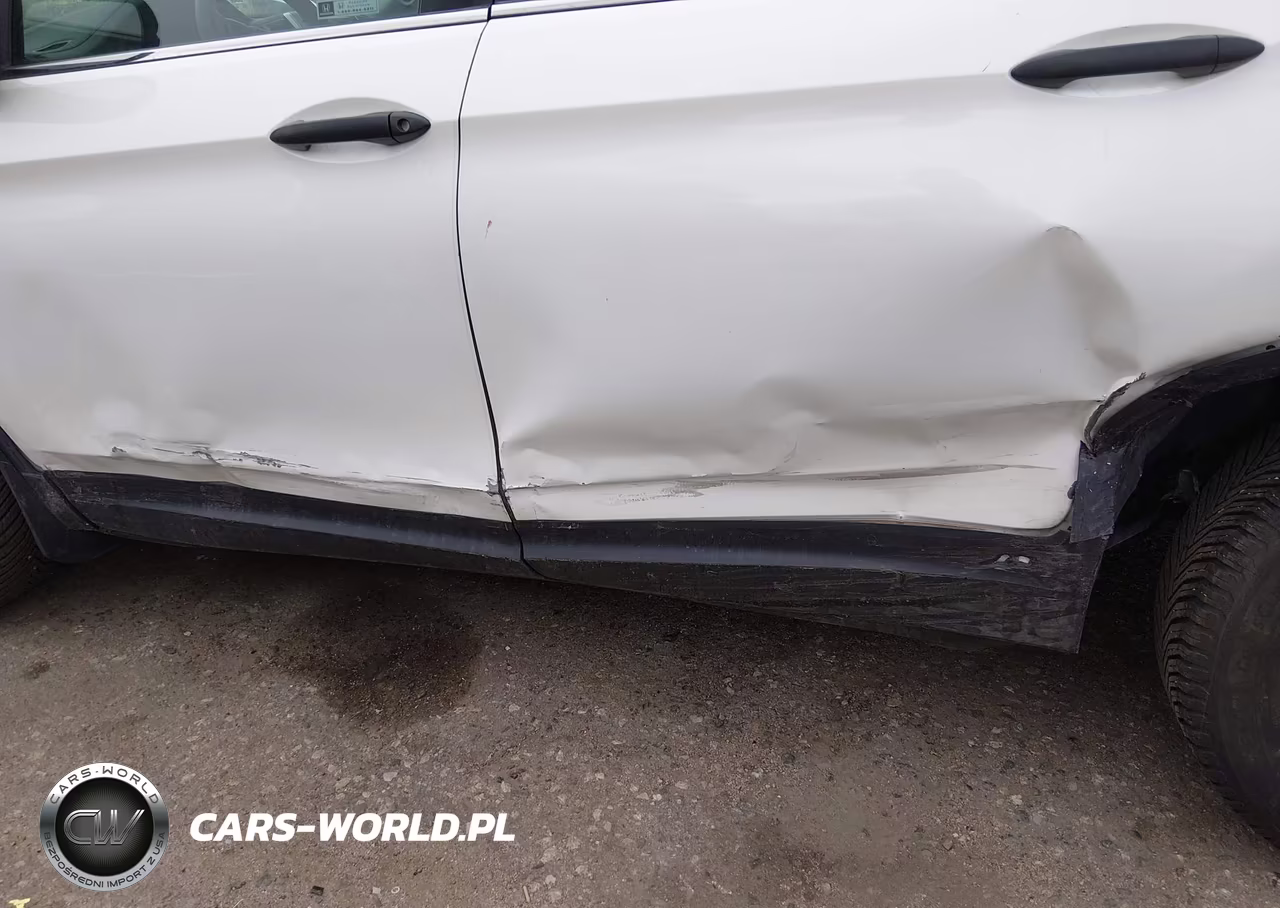 2018 Honda Pilot Lx VIN:5FNYF6H1XJB022270 - 6