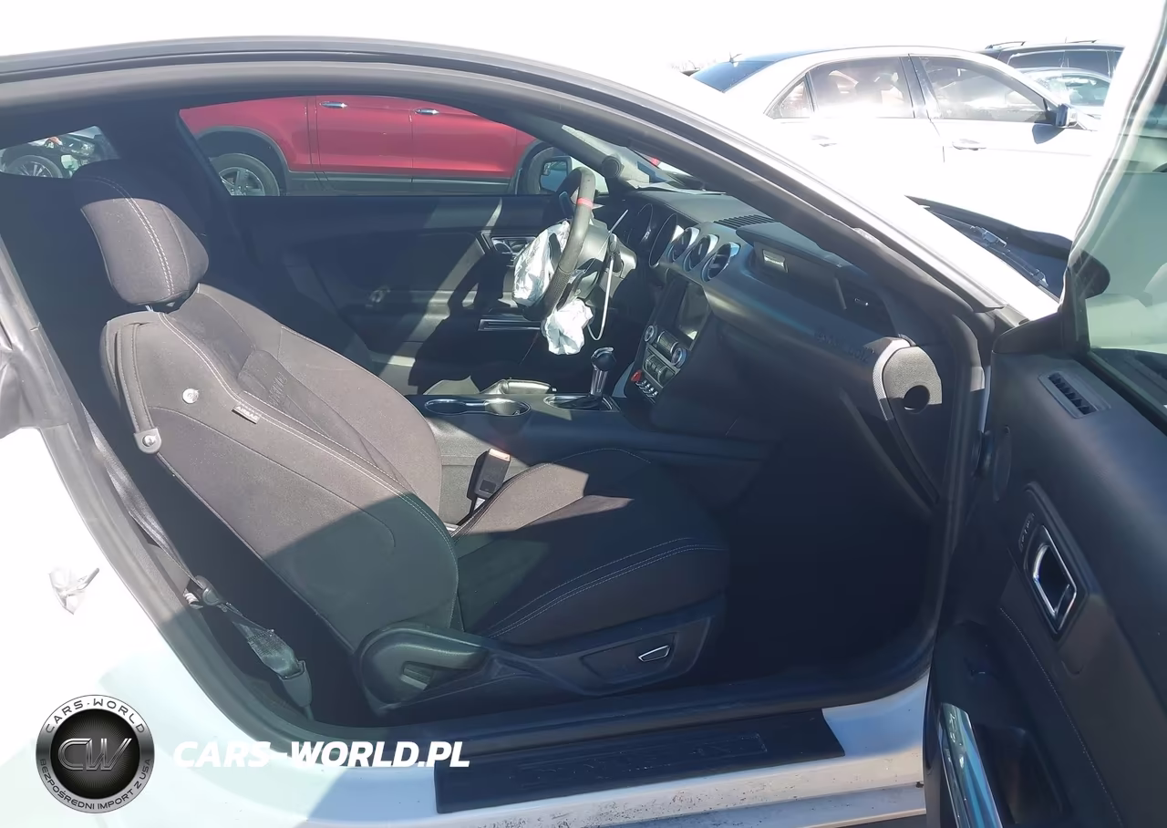 2018 Ford Mustang Ecoboost VIN:1FA6P8TH1J5180878 - 5