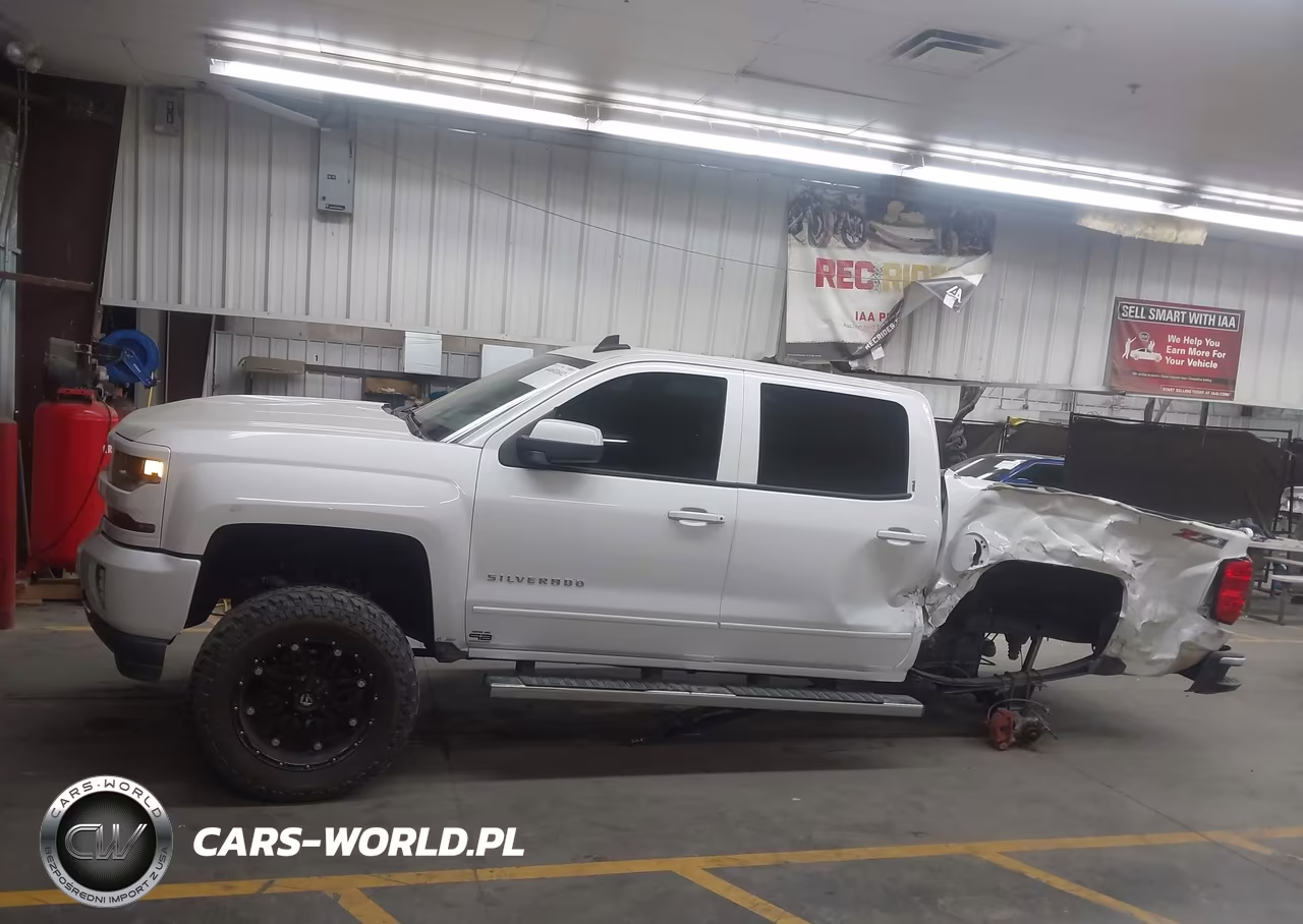 2016 Chevrolet Silverado 1500 2Lt VIN:3GCUKREC4GG355777 - 14