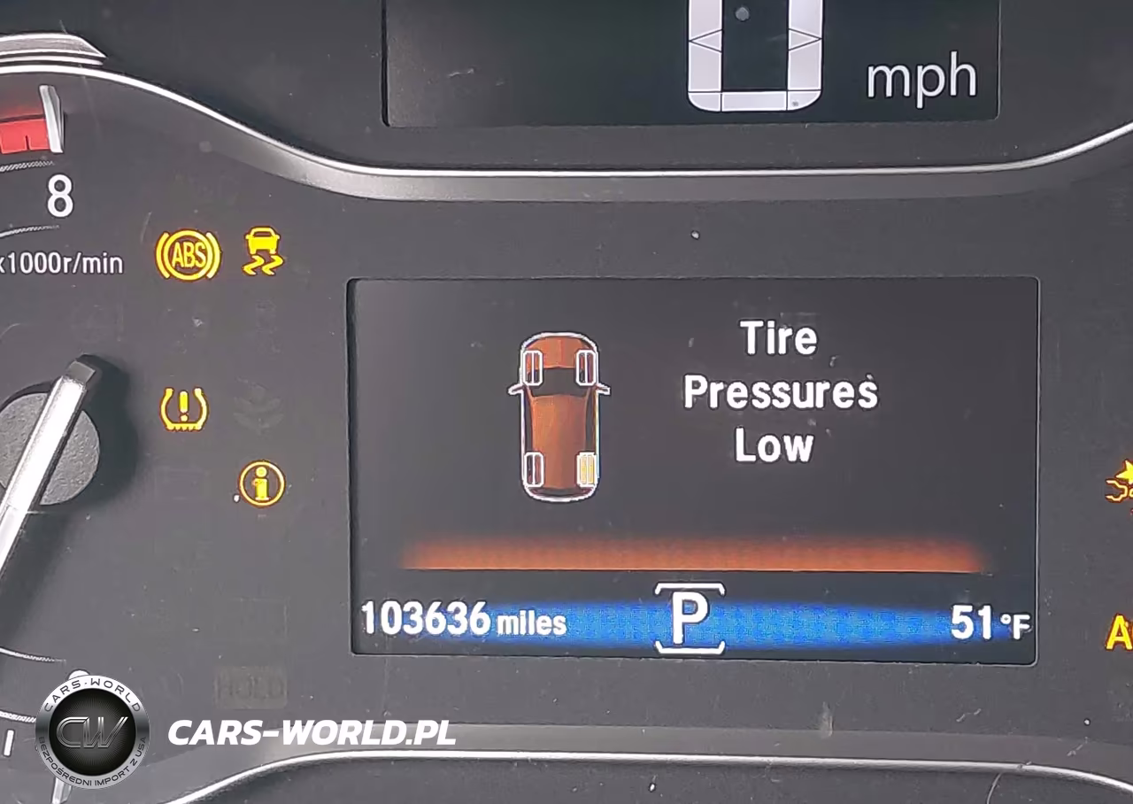 2018 Honda Pilot Elite VIN:5FNYF6H07JB001609 - 15