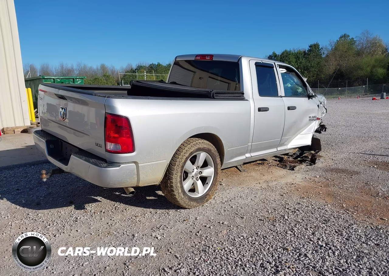 2015 Ram 1500 Hfe Express VIN:1C6RR6ZM7FS638224 - 4