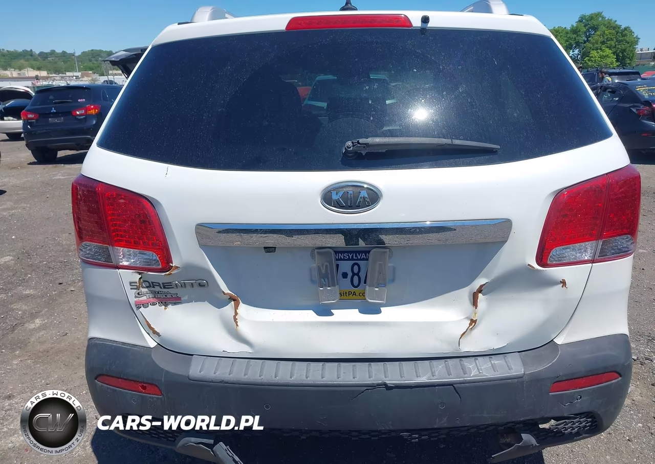 2012 Kia Sorento Lx VIN:5XYKT3A6XCG213055 - 6