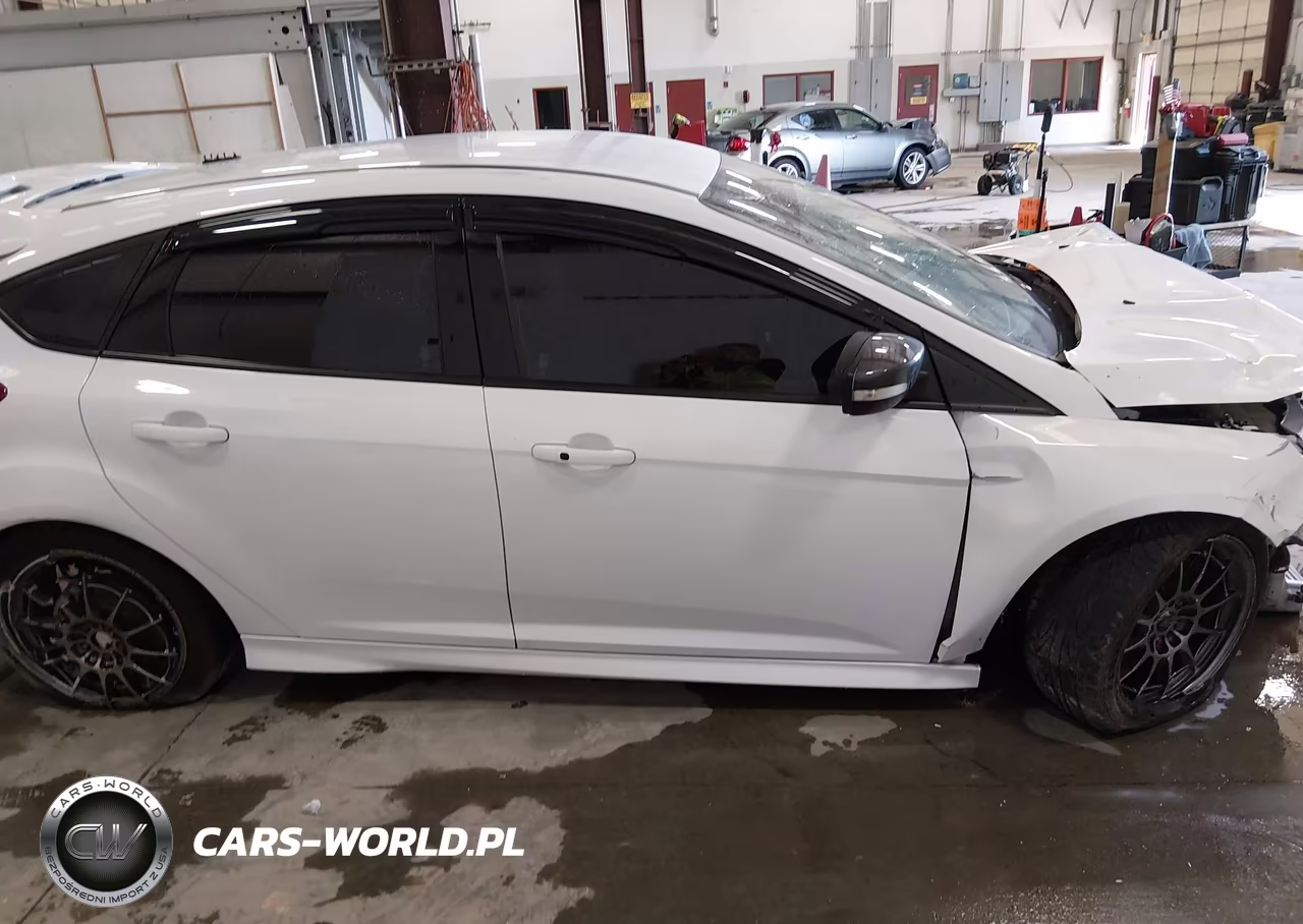 2018 Ford Focus St VIN:1FADP3L90JL322328 - 13