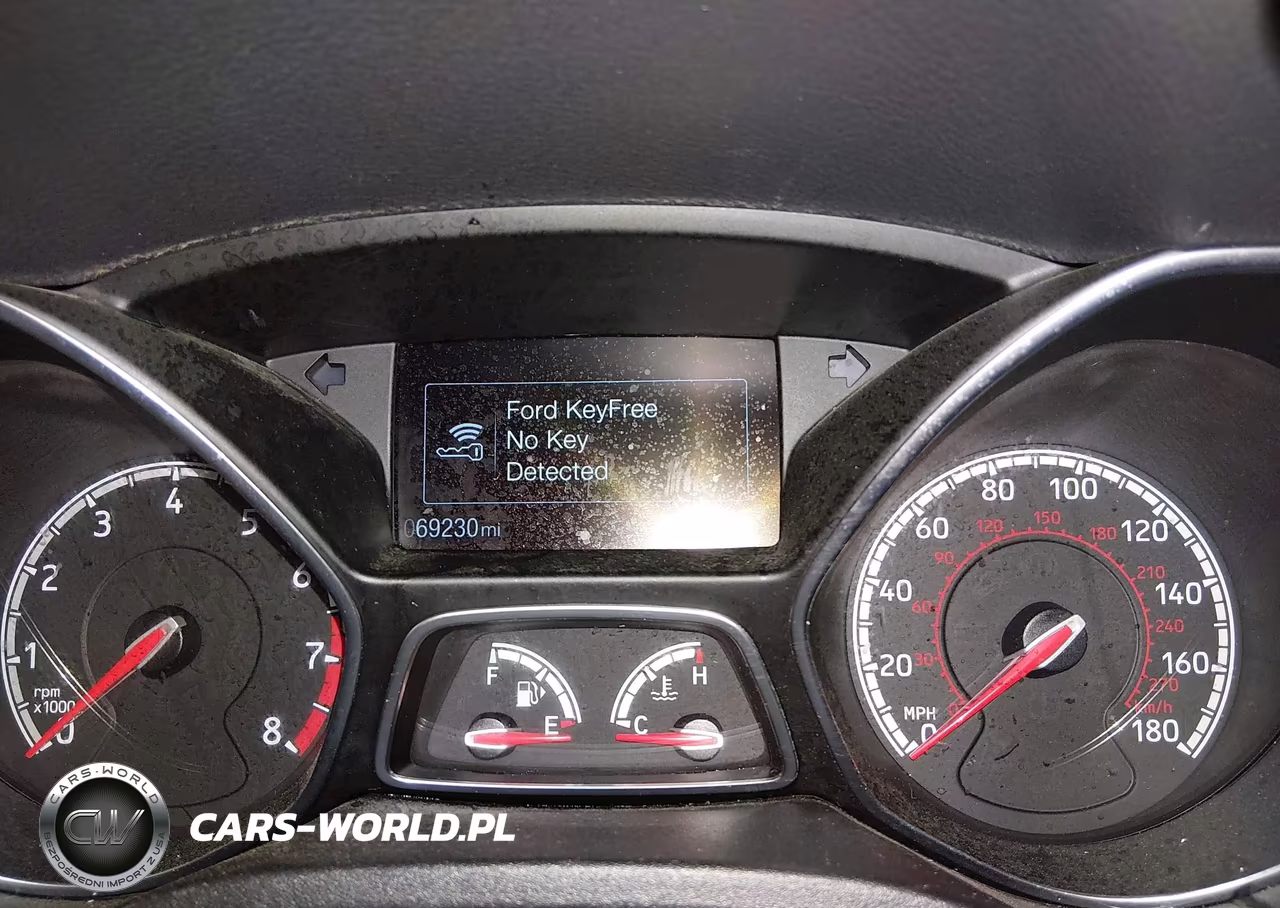 2018 Ford Focus St VIN:1FADP3L90JL322328 - 7