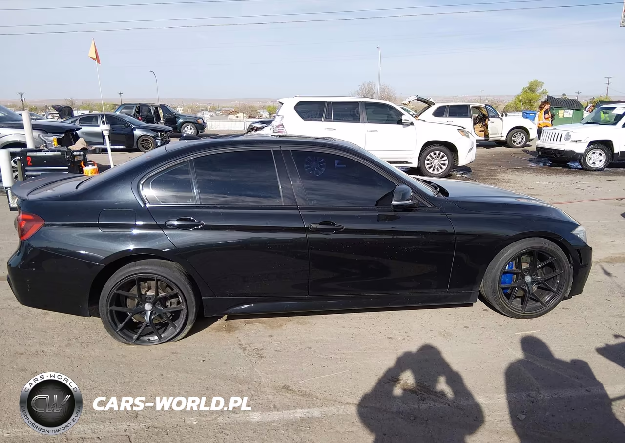2013 BMW 335I xDrive VIN:WBA3B9G54DNR89861 - 12