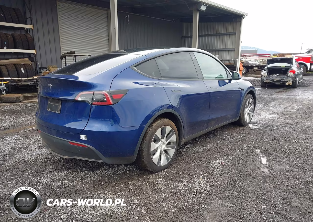 2023 Tesla Model Y Awd-Long Range Dual Motor All-Wheel Drive VIN:7SAYGDEE0PF770305 - 4
