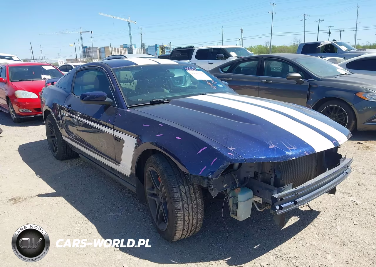 2012 Ford Mustang V6