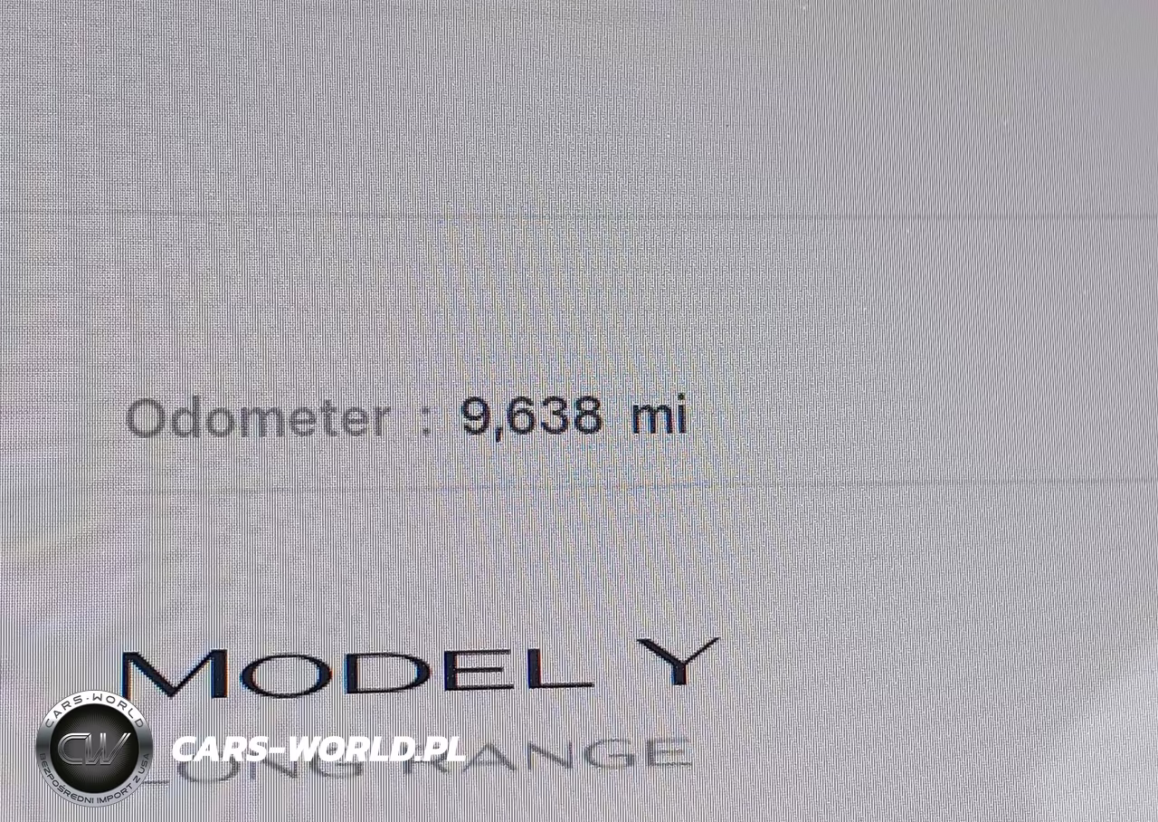 2025 Tesla Model Y Long Range Dual Motor Rear-Wheel Drive VIN:7SAYGDED8SA361871 - 15