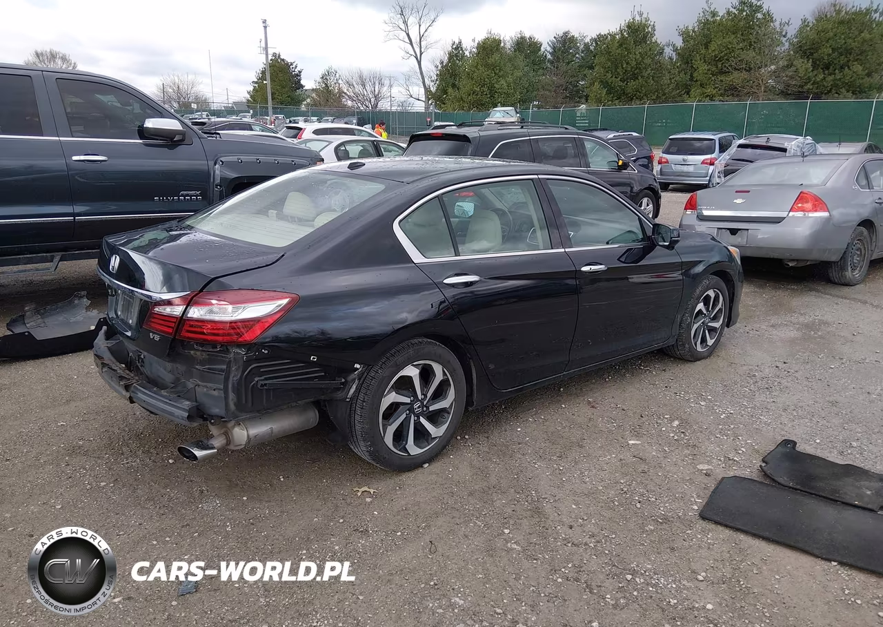 2017 Honda Accord Ex-L V6 VIN:1HGCR3F05HA043073 - 4