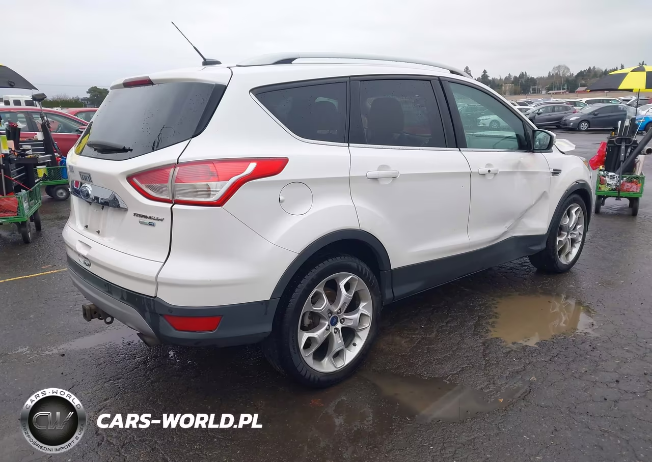 2016 Ford Escape Titanium VIN:1FMCU9J98GUA12608 - 4