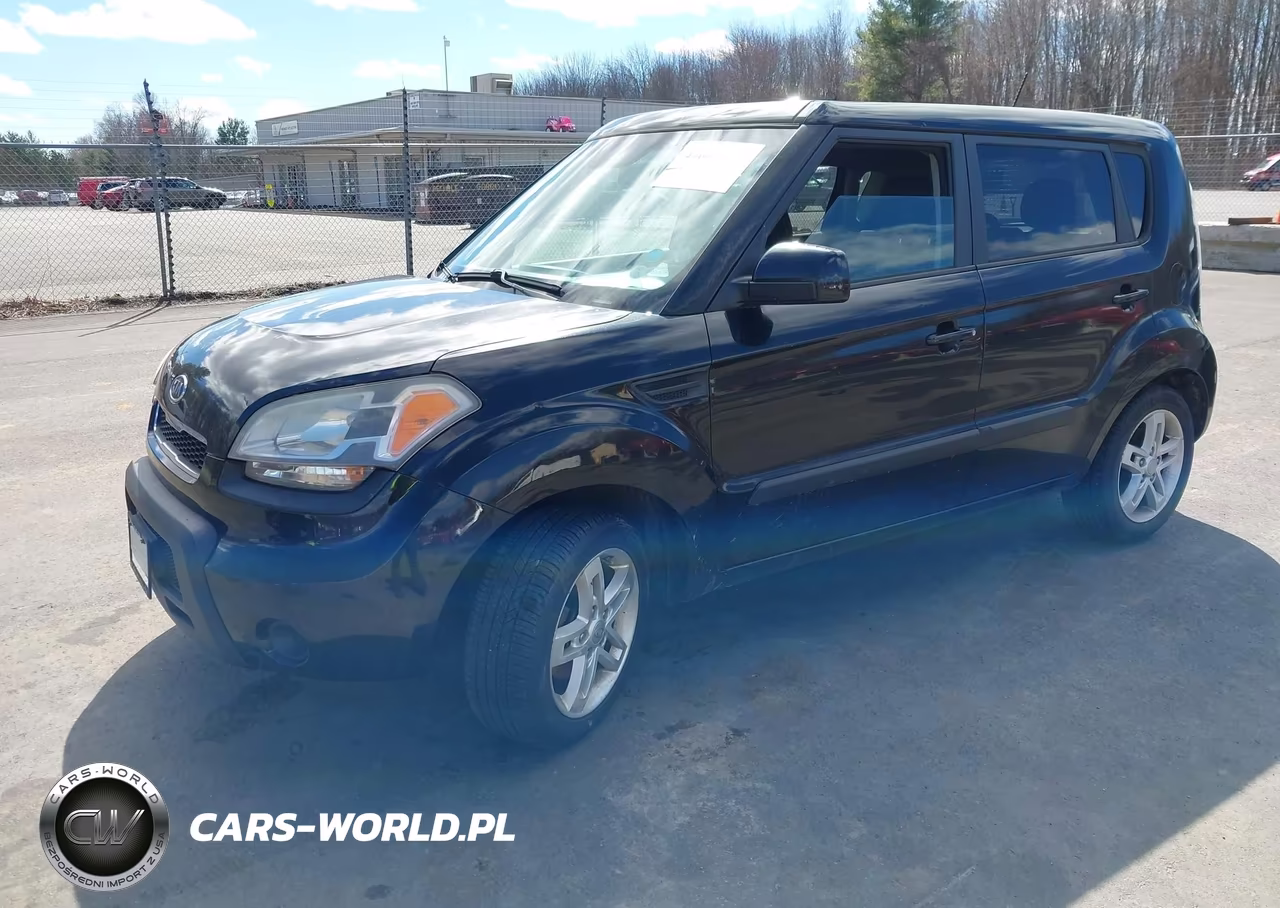 2011 Kia Soul + VIN:KNDJT2A20B7247875 - 2