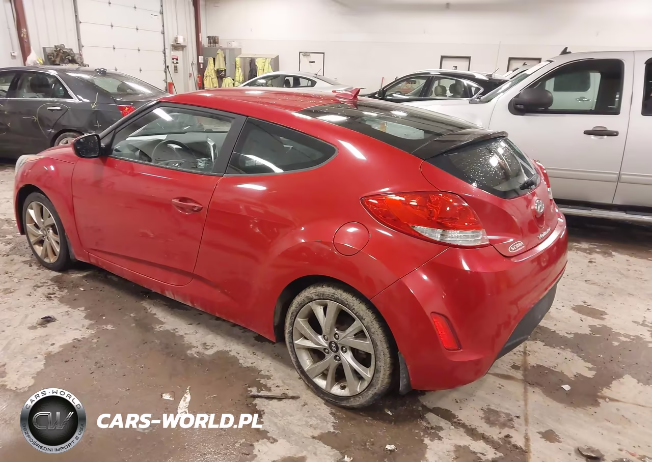 2016 Hyundai Veloster VIN:KMHTC6AD6GU279963 - 3