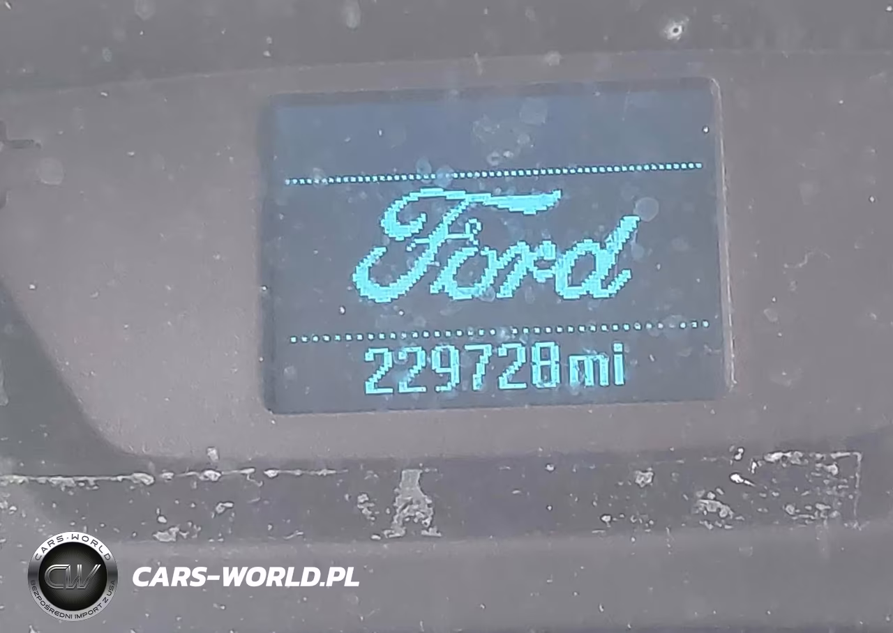 2018 Ford Transit-250 VIN:1FTYR1ZM4JKA46490 - 15
