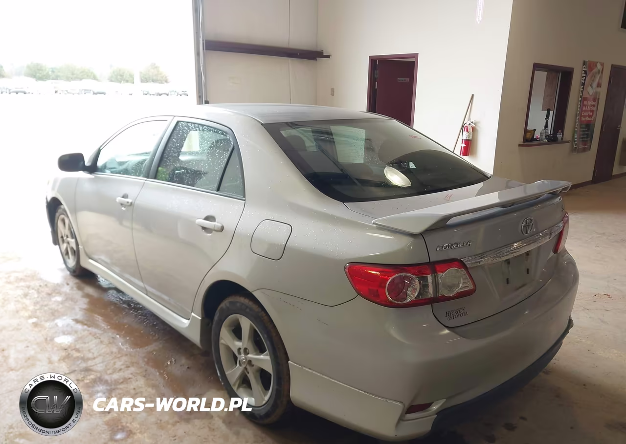 2011 Toyota Corolla S VIN:2T1BU4EE1BC697616 - 3