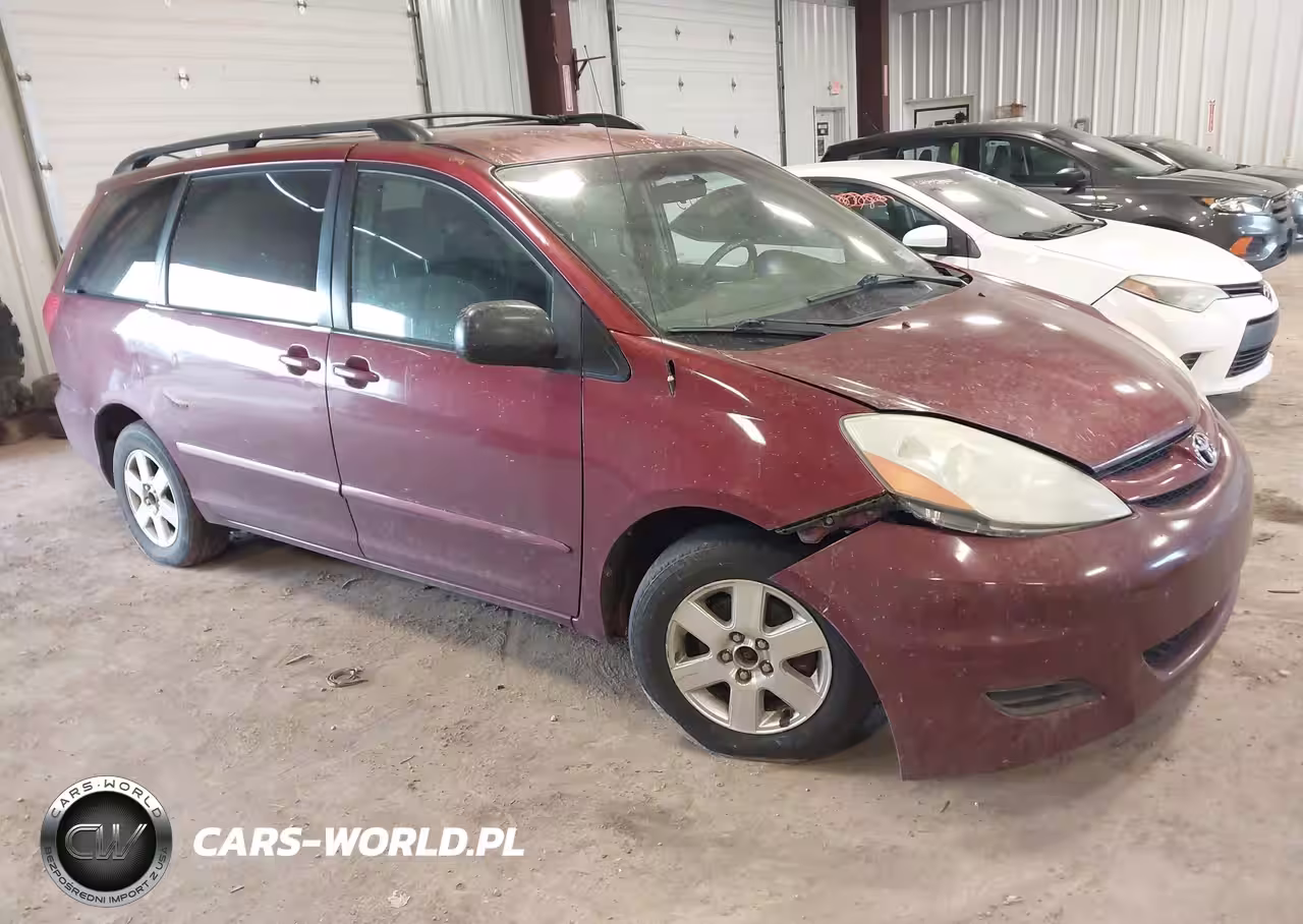 2008 Toyota Sienna Ce-Le