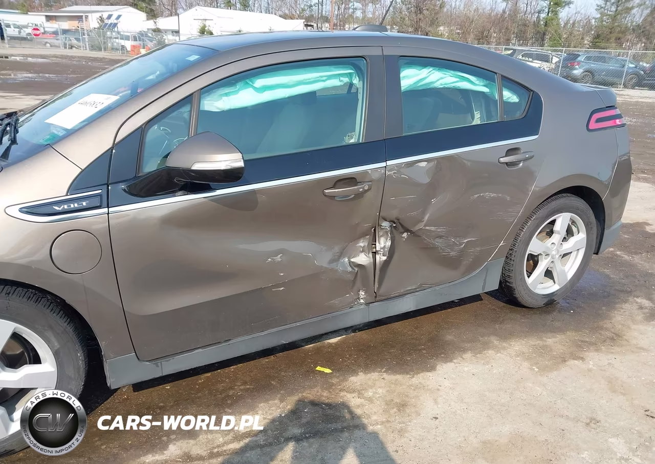 2015 Chevrolet Volt VIN:1G1RA6E40FU111404 - 6