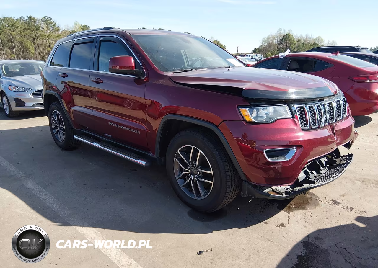 2019 Jeep Grand Cherokee Laredo E 4X2