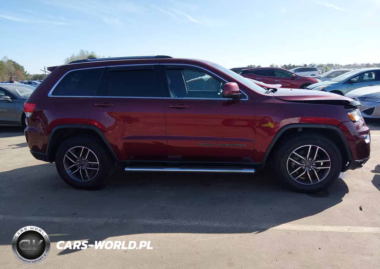 2019 Jeep Grand Cherokee Laredo E 4X2 VIN:1C4RJEAG5KC805751 - 13