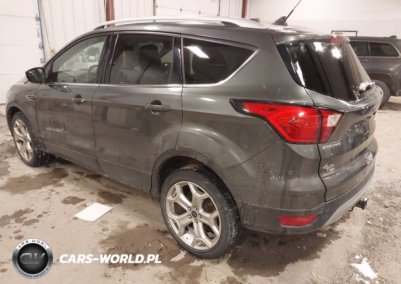 2019 Ford Escape Titanium VIN:1FMCU9J92KUA99446 - 3