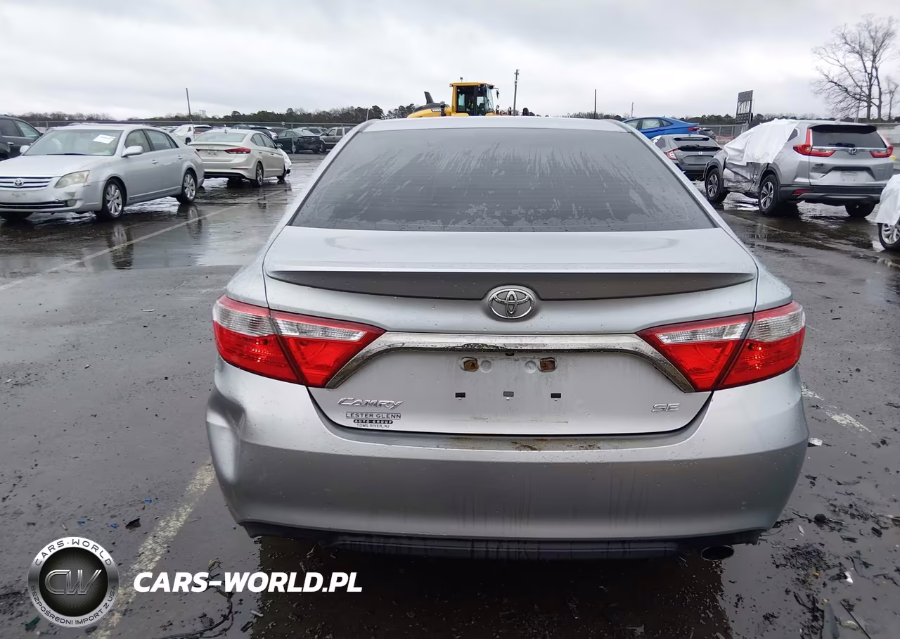 2016 Toyota Camry Se VIN:4T1BF1FK3GU123067 - 16